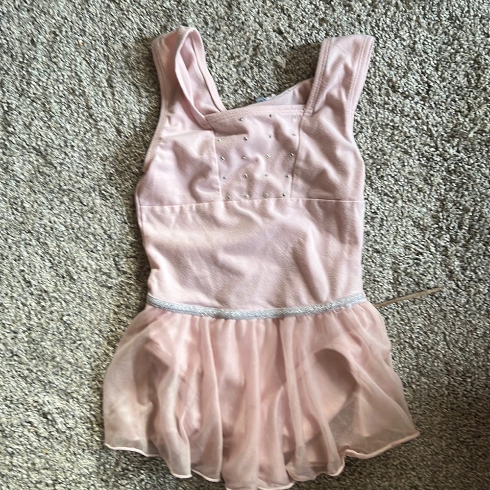 Size child medium dance leotard